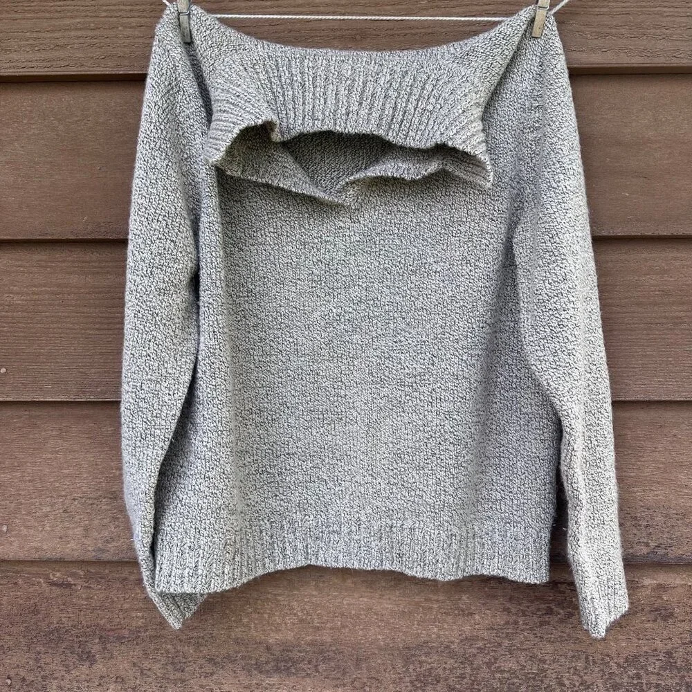 Vintage Carolyn Taylor Womens V-Neck Sweater Size L Gray Knit Acrylic Blend - Picture 2 of 7